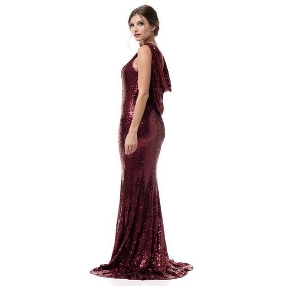 BURGUNDY SEQUIN EVENING GOWN - Picture 5 of 8